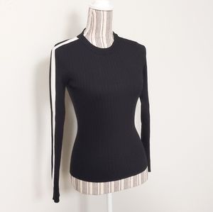 F21 black stretch ribbed crew neck stripe lightweight sweater